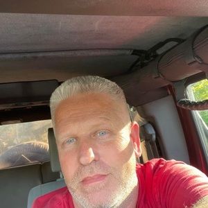 Meet your Posher, Sean